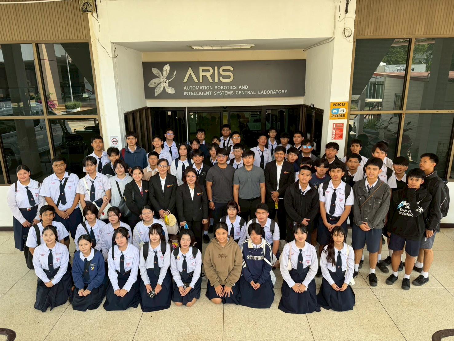 LINE_ALBUM_โรงเรียนมหาไถ่_260120_5