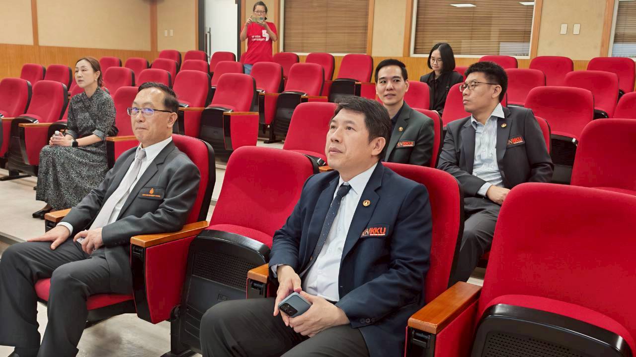 LINE_ALBUM_5112026_260514_156